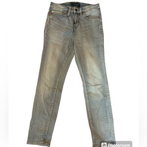 Aeropostale light wash super skinny jeans